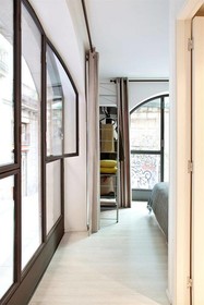AinB Gothic Cathedral Apartments