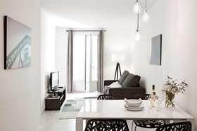 AinB Gothic Cathedral Apartments