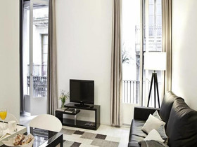 AinB Gothic Cathedral Apartments