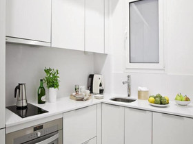 AinB Gothic Cathedral Apartments