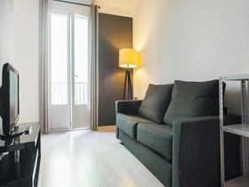 AinB Gothic Cathedral Apartments