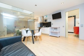 AinB Sagrada Familia Apartments