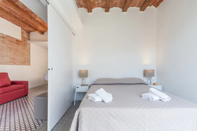 Aparteasy - Deluxe Family Apartments with Pool