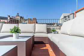 Aparteasy - Deluxe Family Apartments with Pool