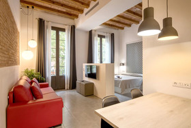 Aparteasy - Deluxe Family Apartments with Pool