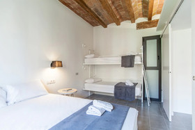 Aparteasy - Deluxe Family Apartments with Pool