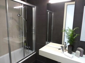 APTBCN Apartments Super Balmes