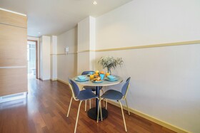 Aspasios Diagonal Art Apartments