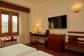 El Avenida Palace Hotel