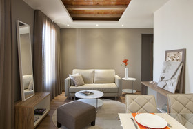 Barcelona Apartment Milà