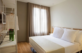 Barcelona Apartment Milà