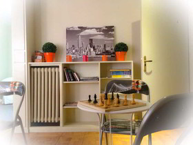 Barcelona City Street Hostal