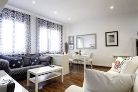 Barcelona Comtal Apartments