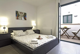 Barcelona Comtal Apartments