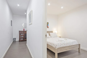Barcelona Comtal Apartments