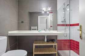 Barcelona Comtal Apartments