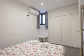 Barcelona Comtal Apartments