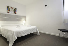 Barcelona Comtal Apartments