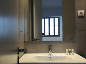 Barcelona Viladomat Apartment
