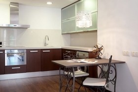 Bas Apartments Gracia