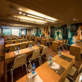 B-Hotel