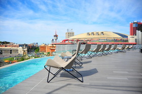 B-Hotel