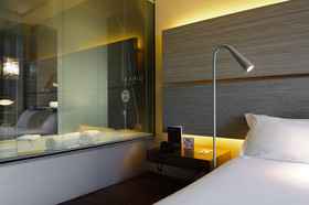 B-Hotel