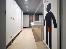 Black Swan Hostel