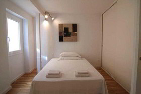 Borne Building Apartamentos Hotel