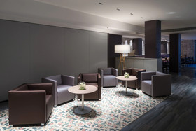 Catalonia Square Hotel