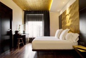 Claris Hotel & Spa