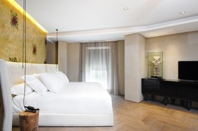 Claris Hotel & Spa