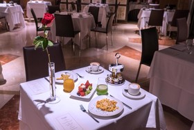 Claris Hotel & Spa