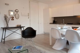 Click&Flat Seneca Suites