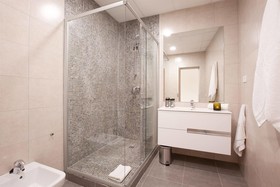 Click&Flat Seneca Suites