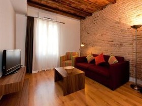 Dailyflats Sagrada Familia