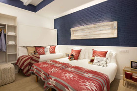 Enjoybcn Colon Apartments