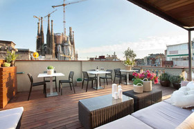 Enjoybcn Gaudi Apartments