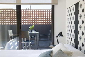 Eric Vökel BCN Suites