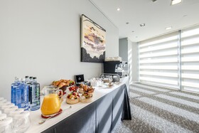 Eurostars Grand Marina Hotel