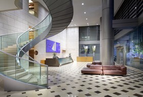 Eurostars Grand Marina Hotel