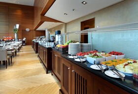 Eurostars Grand Marina Hotel