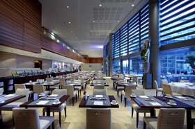 Eurostars Grand Marina Hotel