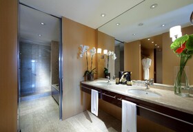 Eurostars Grand Marina Hotel