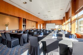 Eurostars Grand Marina Hotel