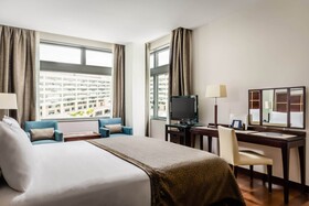 Eurostars Grand Marina Hotel