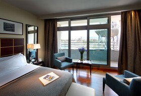 Eurostars Grand Marina Hotel