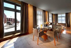 Eurostars Grand Marina Hotel