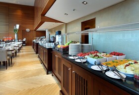 Eurostars Grand Marina Hotel