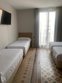 Fontanella by BCN URBAN ROOMS